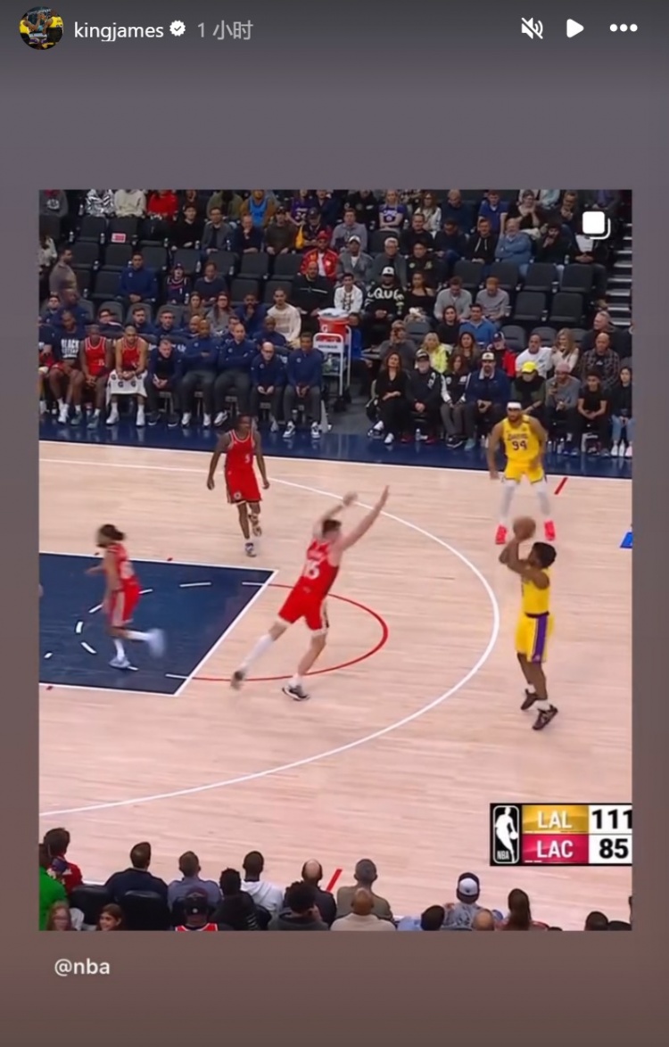  為你驕傲！布朗尼投進(jìn)NBA生涯首記三分球！詹姆斯賽后轉(zhuǎn)發(fā)