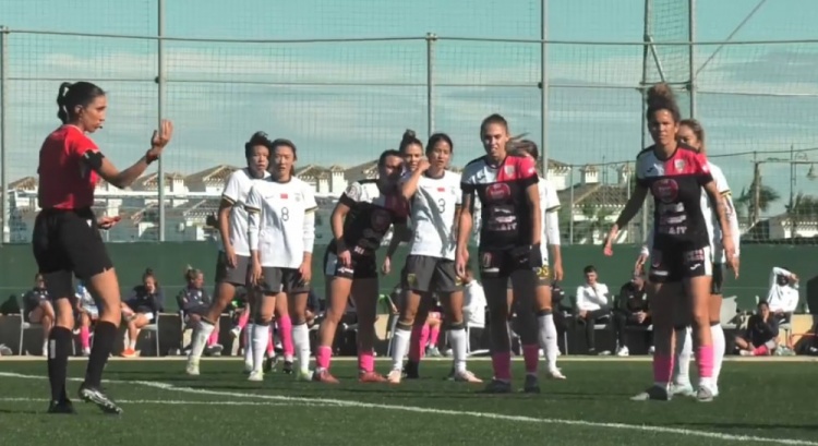  唐佳麗梅開二度、邵子欽破門，中國女足3-2擊敗Alhama俱樂部女足