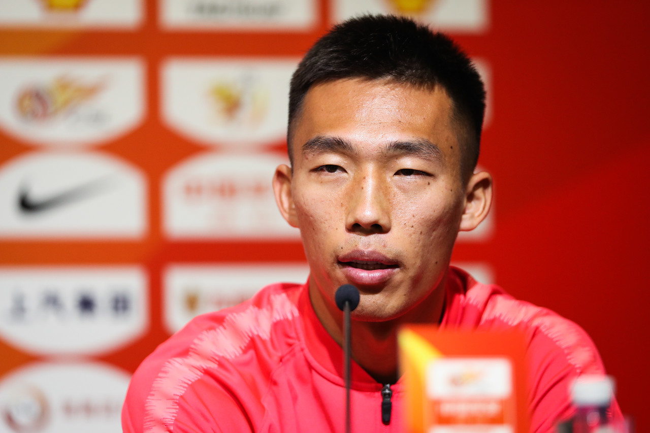  東體：劉小龍已前往西海岸報到 大連方面一直對劉祝潤、賀慣有意